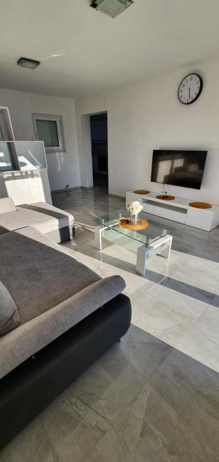 Apartmani Naomi&Leo Senj  Dış mekan fotoğraf