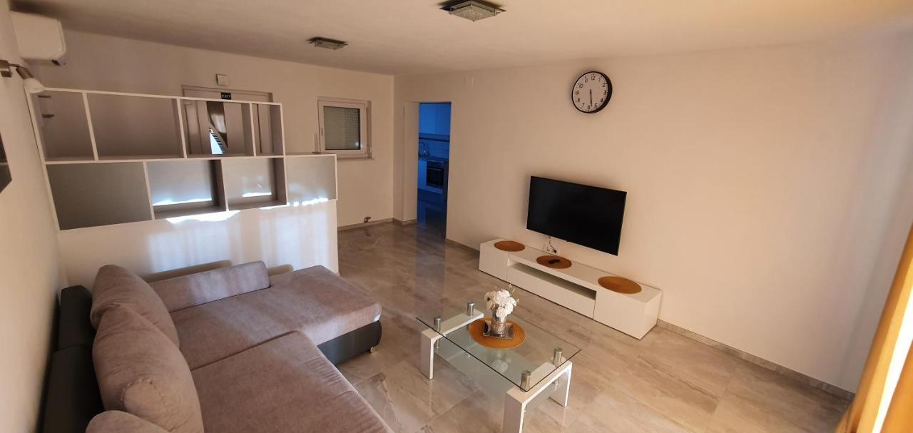 Apartmani Naomi&Leo Senj  Dış mekan fotoğraf